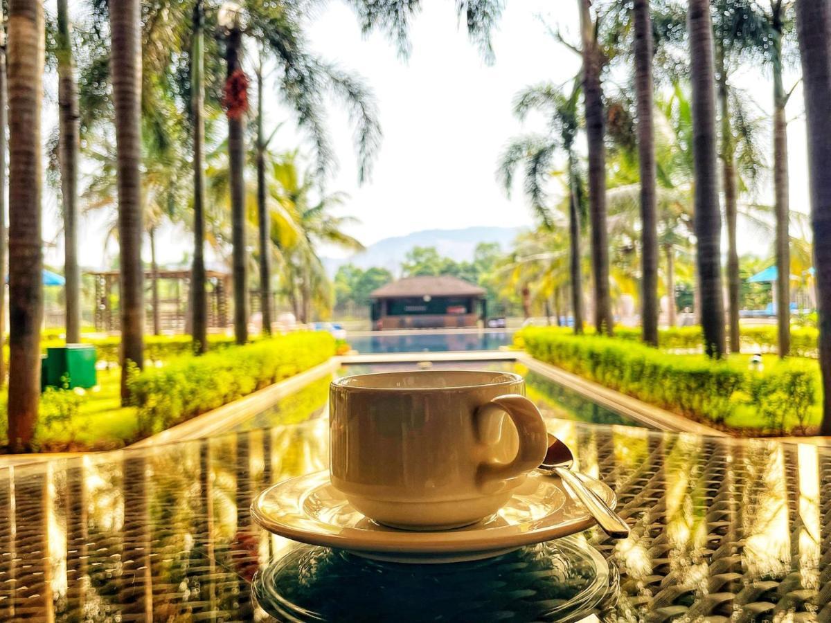 Radisson Blu Plaza Resort & Convention Centre Karjat Ngoại thất bức ảnh A cup of coffee